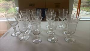 lot 60604 image: Crystal Stemware Glassware Set with Etched Pattern - Retail $45
