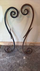 lot 52089 image: Wrought Iron Scroll Brackets Pair - Retail $25