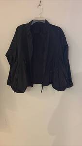lot 52095 image: Black Polyester Bomber Jacket Size M - Retail $15