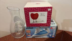 lot 52108 image: Household Items Bundle - Heart Lamp, Braun Iron, Glass Pitcher - Retail $15