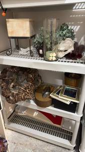 lot 52129 image: Mixed Home Decor and Craft Supply Lot - Retail $25