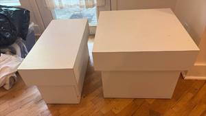 lot 52148 image: White Modern Nightstands Set - Retail $75