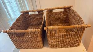 lot 52161 image: Handwoven Bamboo Storage Baskets with Handles Set of 2 - Retail $25