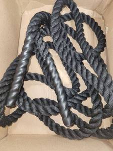 lot 17831 image: Battle Rope 18 Feet - Retail $0