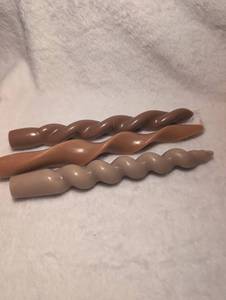 lot 2611 image: Spiral Candles - 3 ct