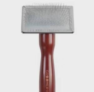 lot 2669 image: Peto Pet Grooming Brush for Dogs and Cats