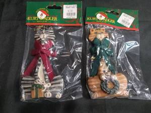 lot 3526 image: Kurt Adler Christmas Animal Ornament Set