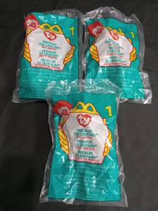 lot 3528 image: TY Beanie Baby Freckles the Leopard McDonalds Happy Meal Toys