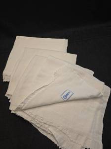 lot 2086 image: Curity White Cotton Baby Blanket Set