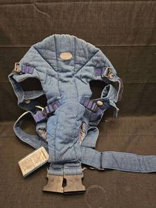 lot 2093 image: Infantino Baby Carrier - Denim Style