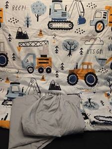lot 2095 image: Construction Vehicle Bedding Set