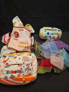 lot 3189 image: Bebeloo Baby Educational Activity Mat with Numbers and Animals