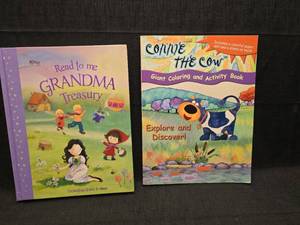 lot 3199 image: Read to Me Grandma Treasury Story Collection