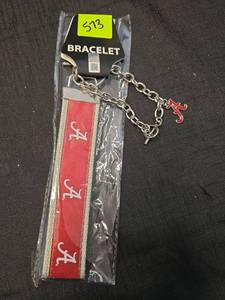 lot 4291 image: Alabama Crimson Tide Chain Bracelet and Keychain Set