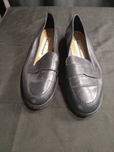 lot 3407 image: Westbound Black Leather Penny Loafers