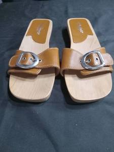 lot 3409 image: Charles David Italian Leather Wooden Sandals