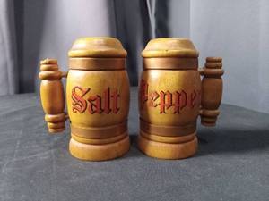 lot 4416 image: Wooden Salt and Pepper Shaker Set with Handles