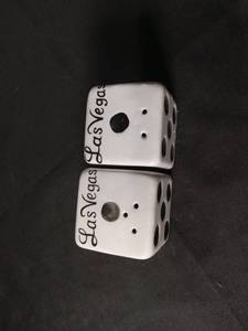 lot 4427 image: Las Vegas Casino Dice Set salt and pepper shaker set