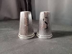lot 4506 image: Sliver  Salt and Pepper Shakers Set