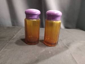 lot 4136 image: Amber Glass Salt and Pepper Shakers with Purple Tops