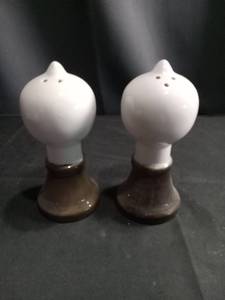 lot 4321 image: Thomas A. Edison Winter Home Salt and Pepper Shaker Set