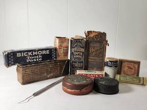 lot 72 image: Collection of Early 20th Century Dental and Medical Products