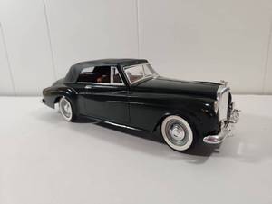 lot 104 image: Solido 1961 Bentley 120 Scale