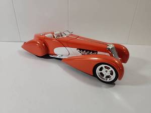 lot 105 image: Hot Wheels Speedster Die Cast Model Car 118