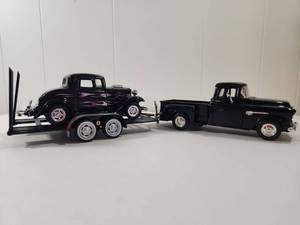 lot 115 image: Die Cast Car Hauler Set with 1932 Ford Coupe and Pickup Truck with Trailer 124