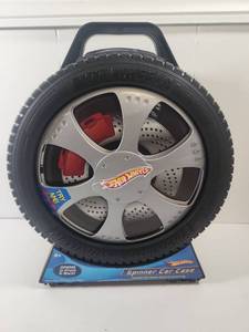 lot 150 image: Hot Wheels Spinner Car Case with Die Cast Vehicles Collection