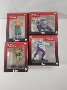 lot 164 image: Street Fighter Action Figure Collection Set