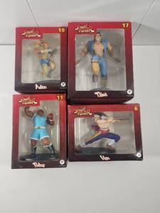 lot 168 image: Street Fighter Action Figure Collection Set