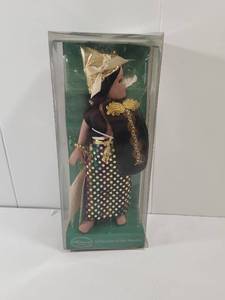 lot 178 image: Milestone Small World Series Porcelain Doll with Traditional Costume