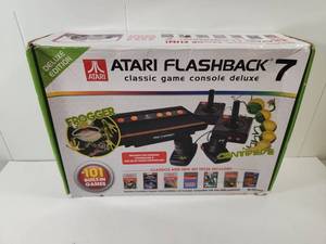 lot 269 image: Atari Flashback 7 Deluxe Edition Classic Game Console with 101 Built-in Games