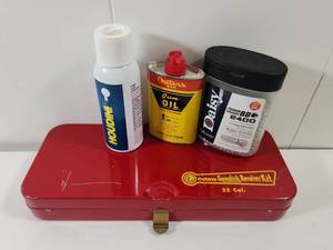 lot 270 image: Outers Gunslick 22 Cal Revolver Cleaning Kit with Supplies