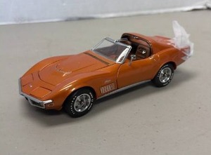 lot 907 image: 1972 Chevrolet Corvette Stingray Die-Cast Model Car