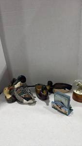 lot 2033 image: Duck Decoy decoration and more