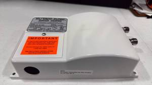 lot 2058 image: Instant Flow water heater