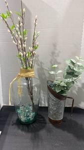 lot 2094 image: Faux plants in nice containers
