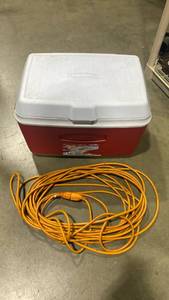 lot 2115 image: Cooler and heavy duty extension cord