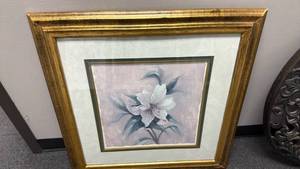 lot 2508 image: Framed floral print 30x30