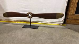 lot 3008 image: Propeller sculpture 38 in wide