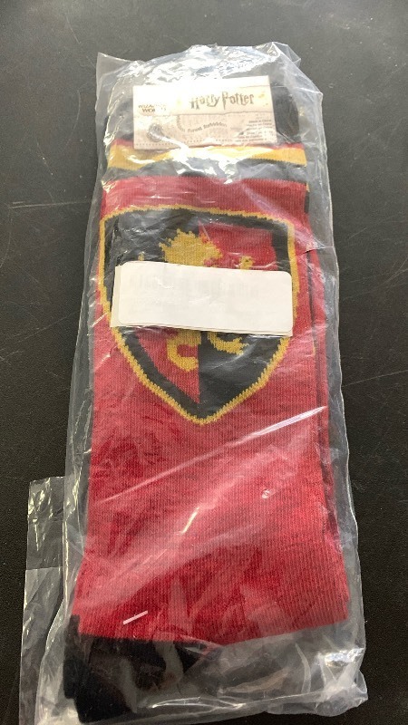 lot 503 image: Harry Potter Hogwarts House 1 pair of Socks