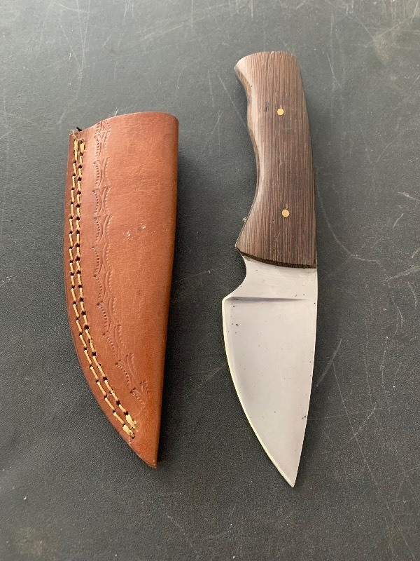 lot 54 image: Handcrafted Full Tang Knife Blade with leather sheath approx 8 inches long Hunting Fishing