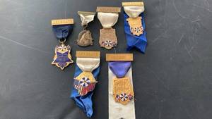 lot 251 image: Labor Union Convention Delegate Badges and Ribbons Collection