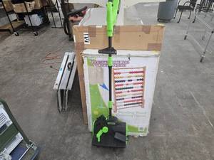 lot 532 image: Cordless Snowblower. 2 x Batteries Charger. Tested Working