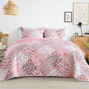 lot 551 image: Whale Flotilla Patchwork Quilts full Size, Extra Soft Boho Floral Bedspreads for Bed Reversible Lightweight Full Queen Quilt Bedding Set Printed Coverlets with 2 Pillow Shams for All Seasons, Pink