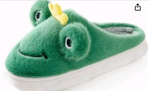 lot 3211 image: Fuzzy Frog Slippers Kids Size 14.5