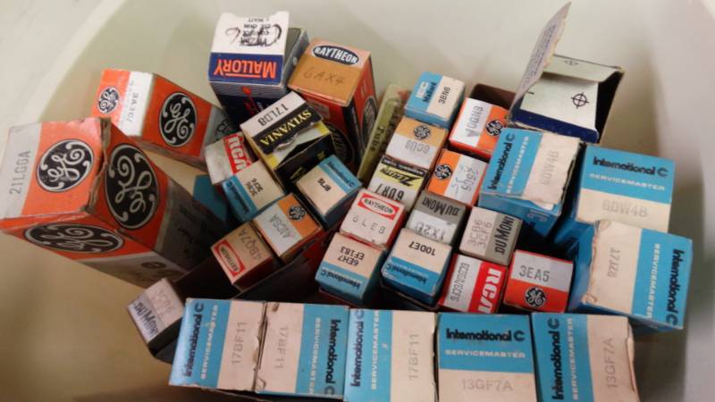 lot 10855 image: Various brands of nos tubes
