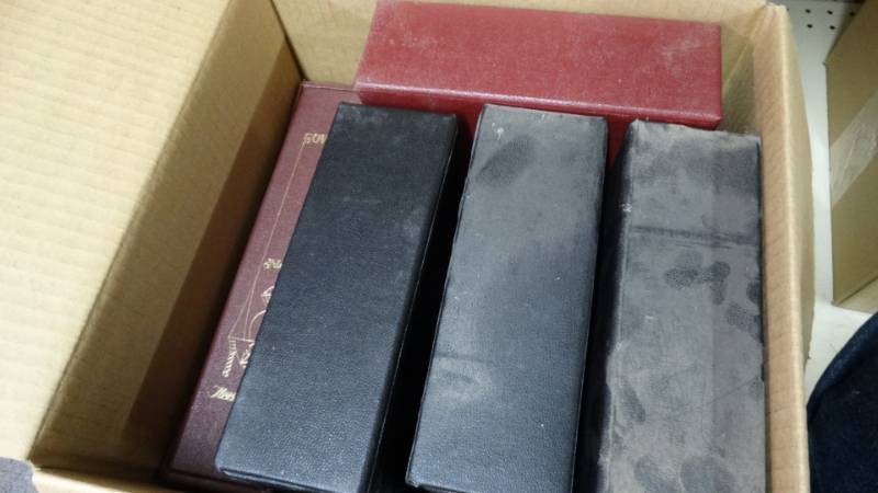 lot 10858 image: Box of Marquis II covers